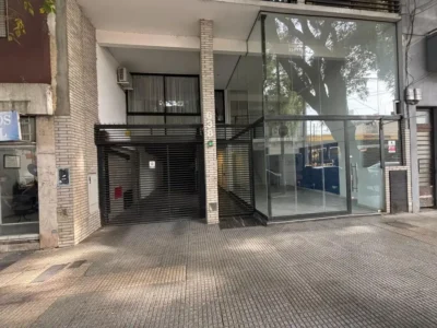Avenida Forest 600, Piso 10