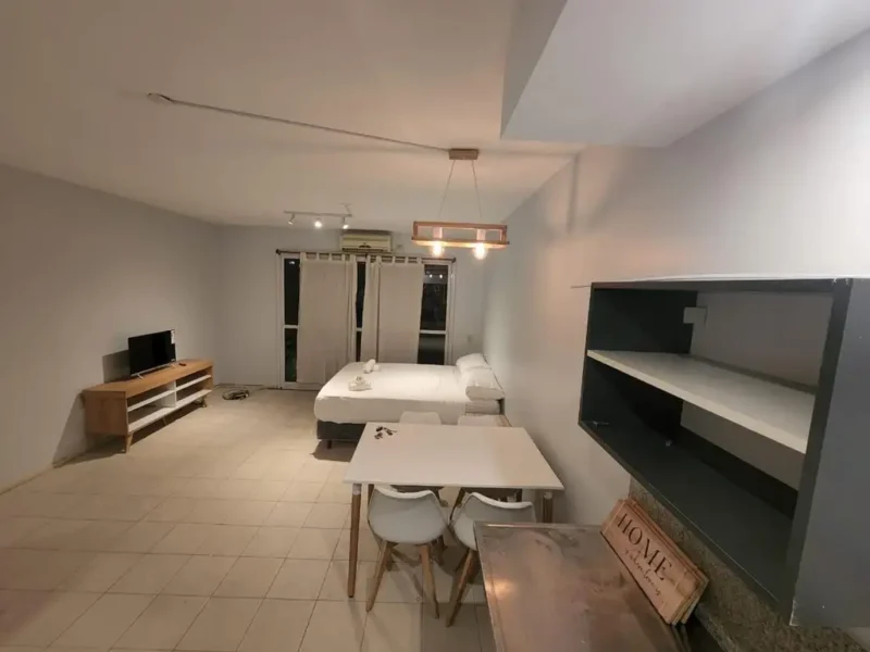 Lavalle 3000, Piso 2