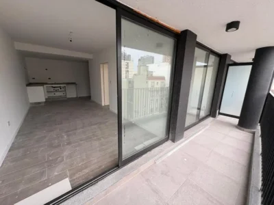 San Juan 2900, Piso 1